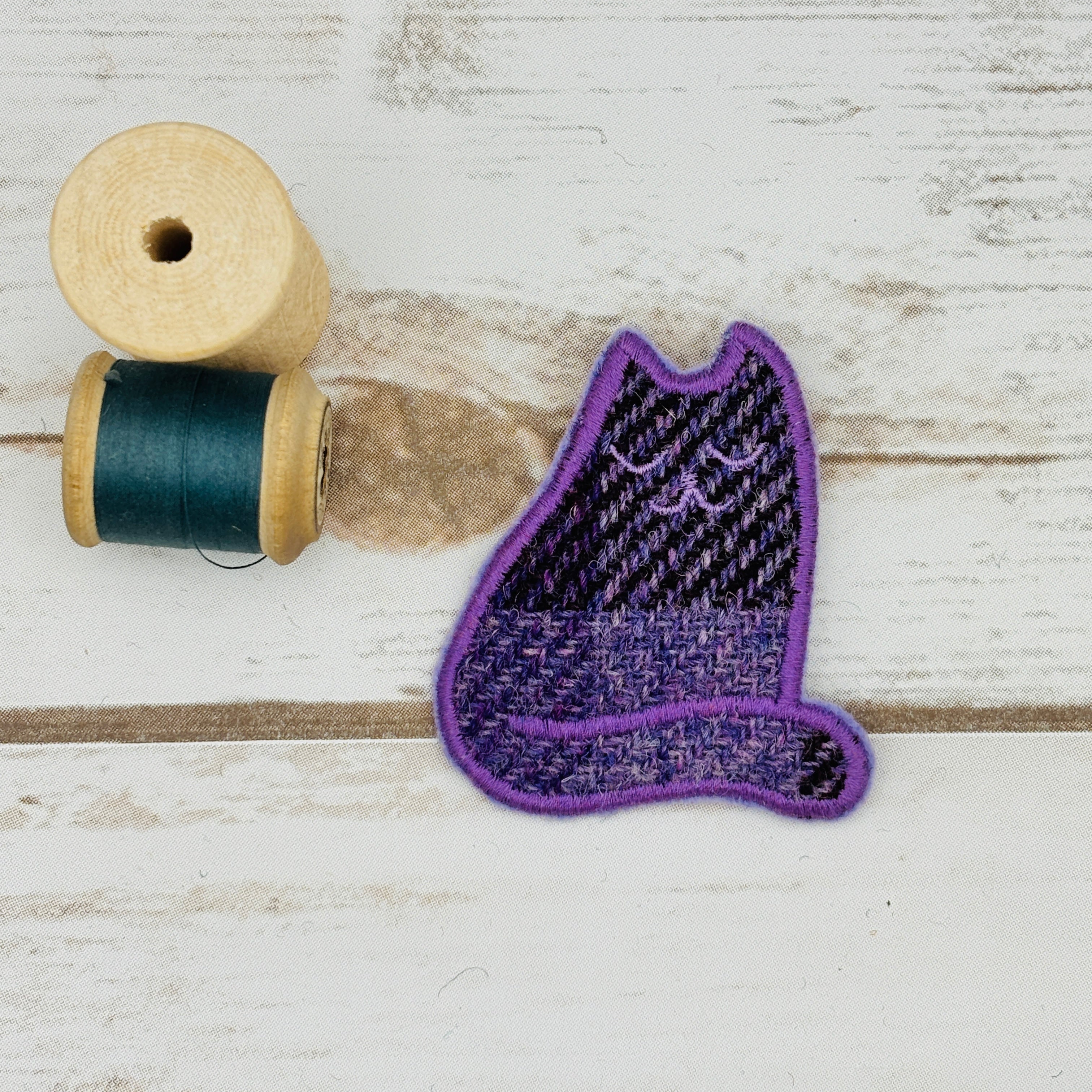 Cat - Harris Tweed Brooch