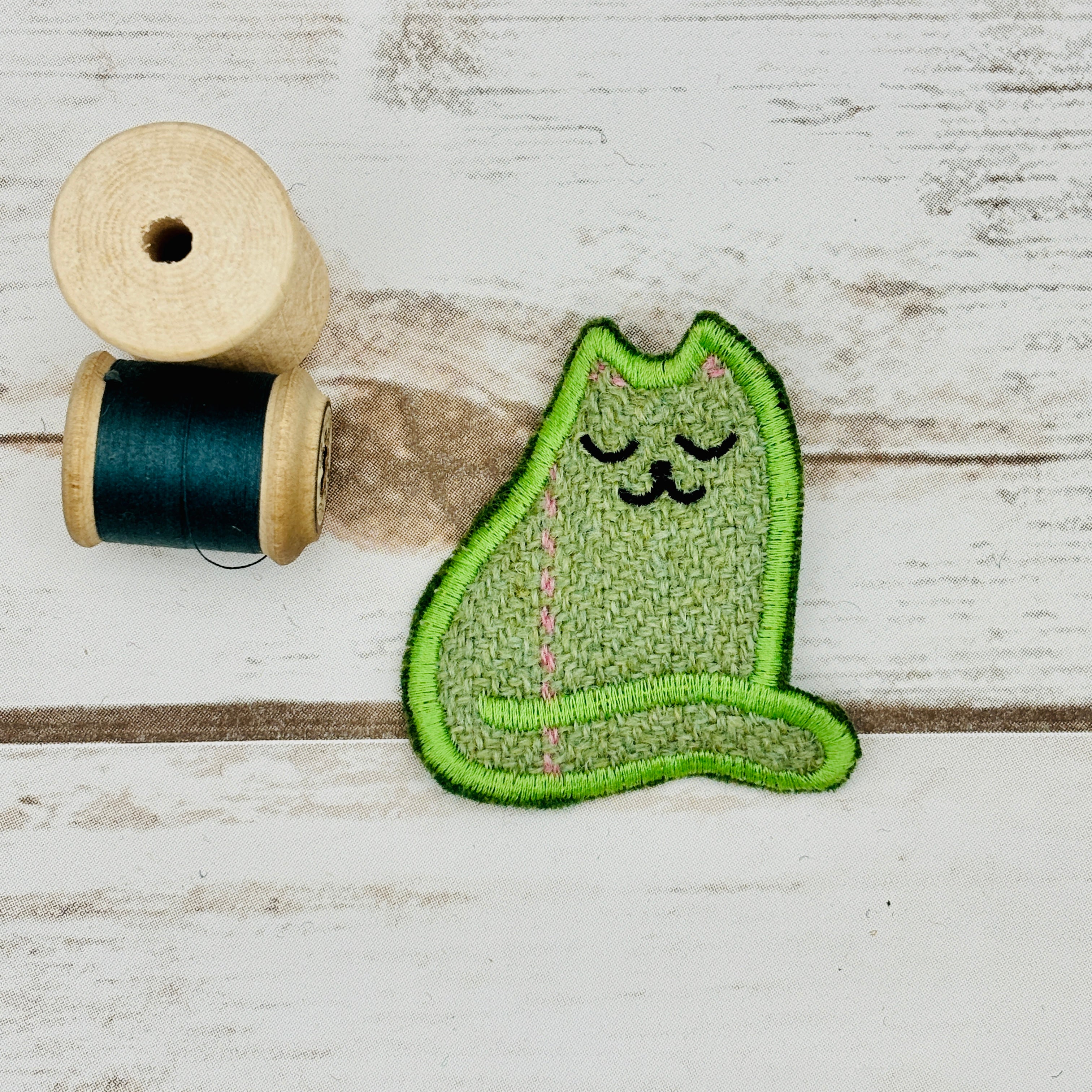 Cat - Harris Tweed Brooch