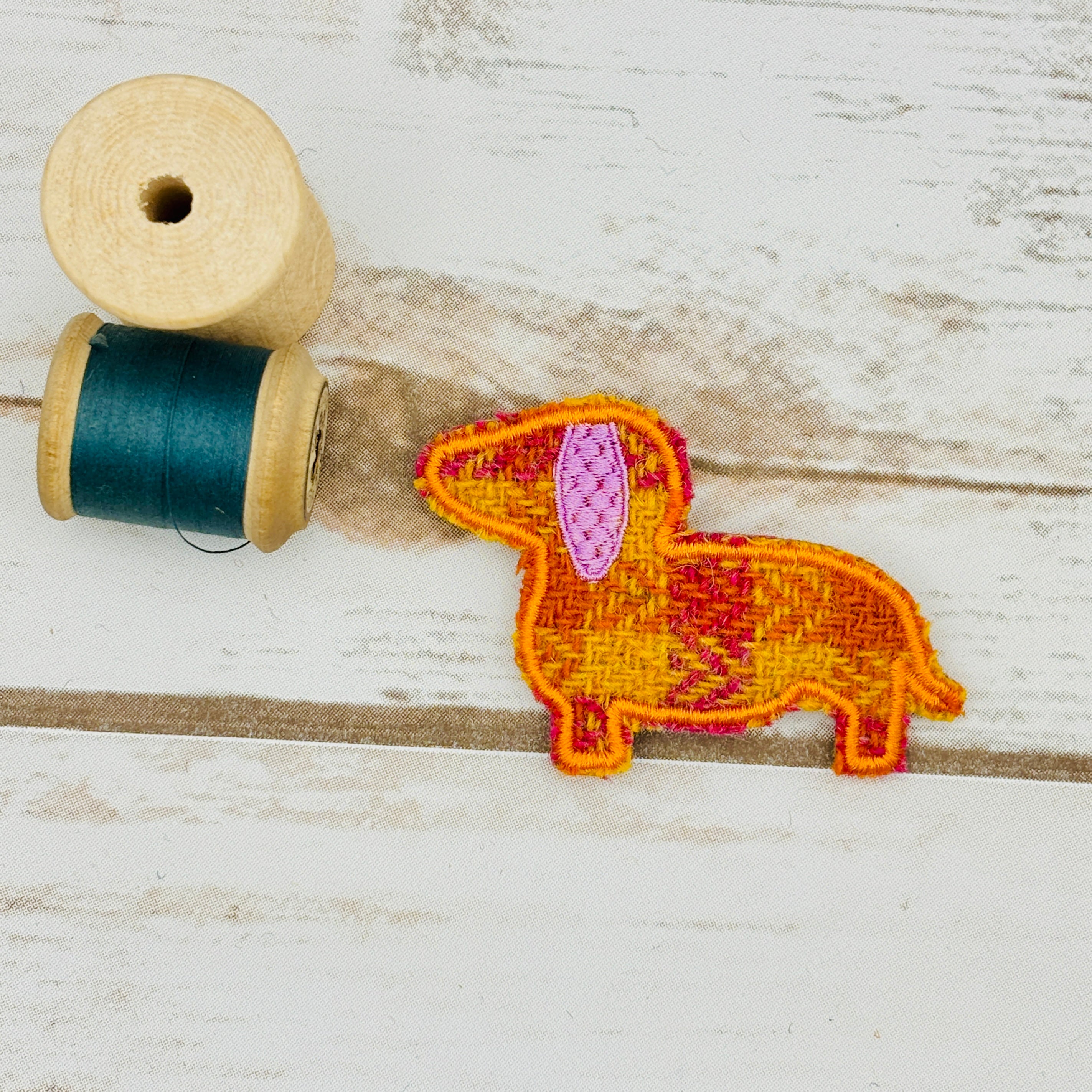 Dachshund - Harris Tweed Brooch