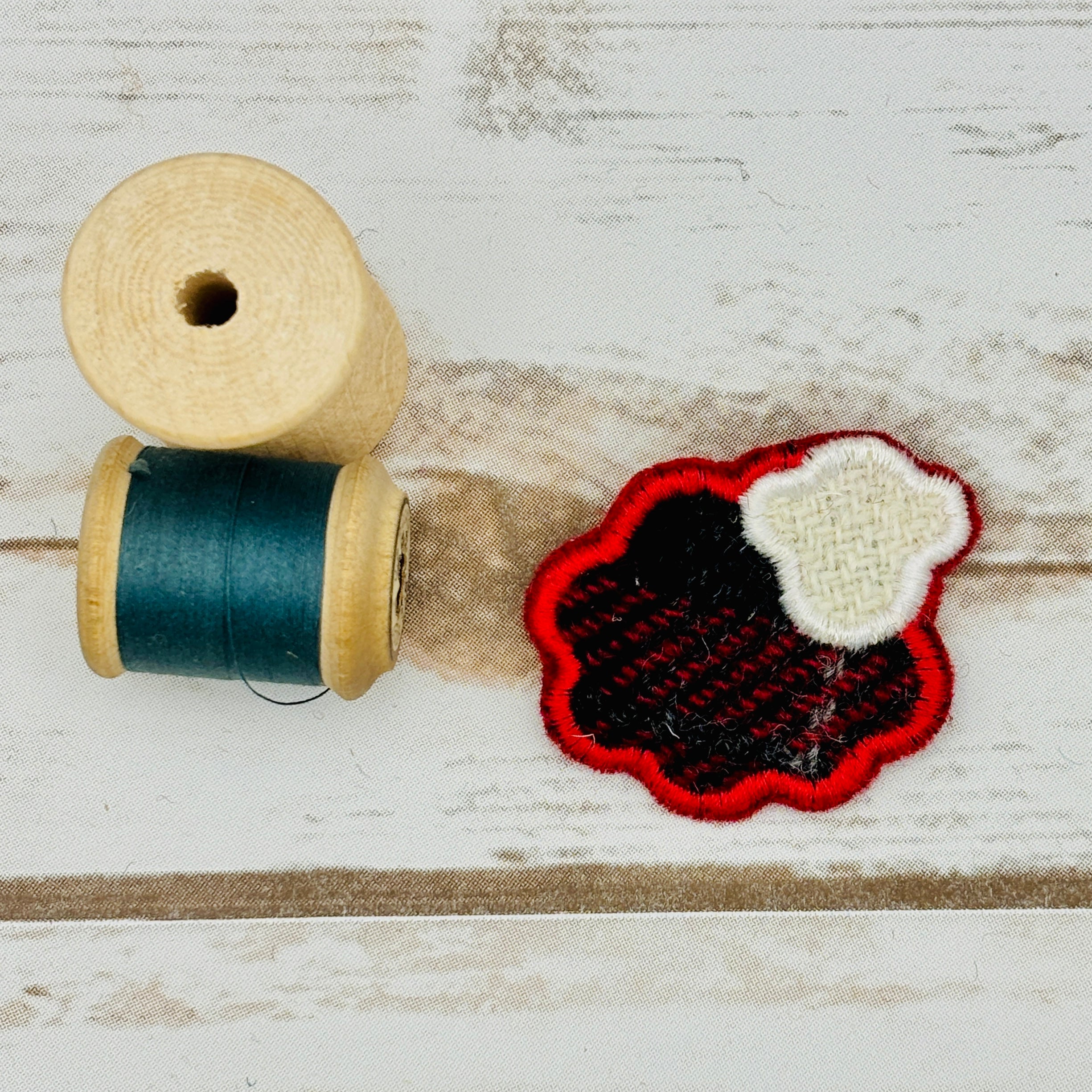 Sheep - Harris Tweed Brooch