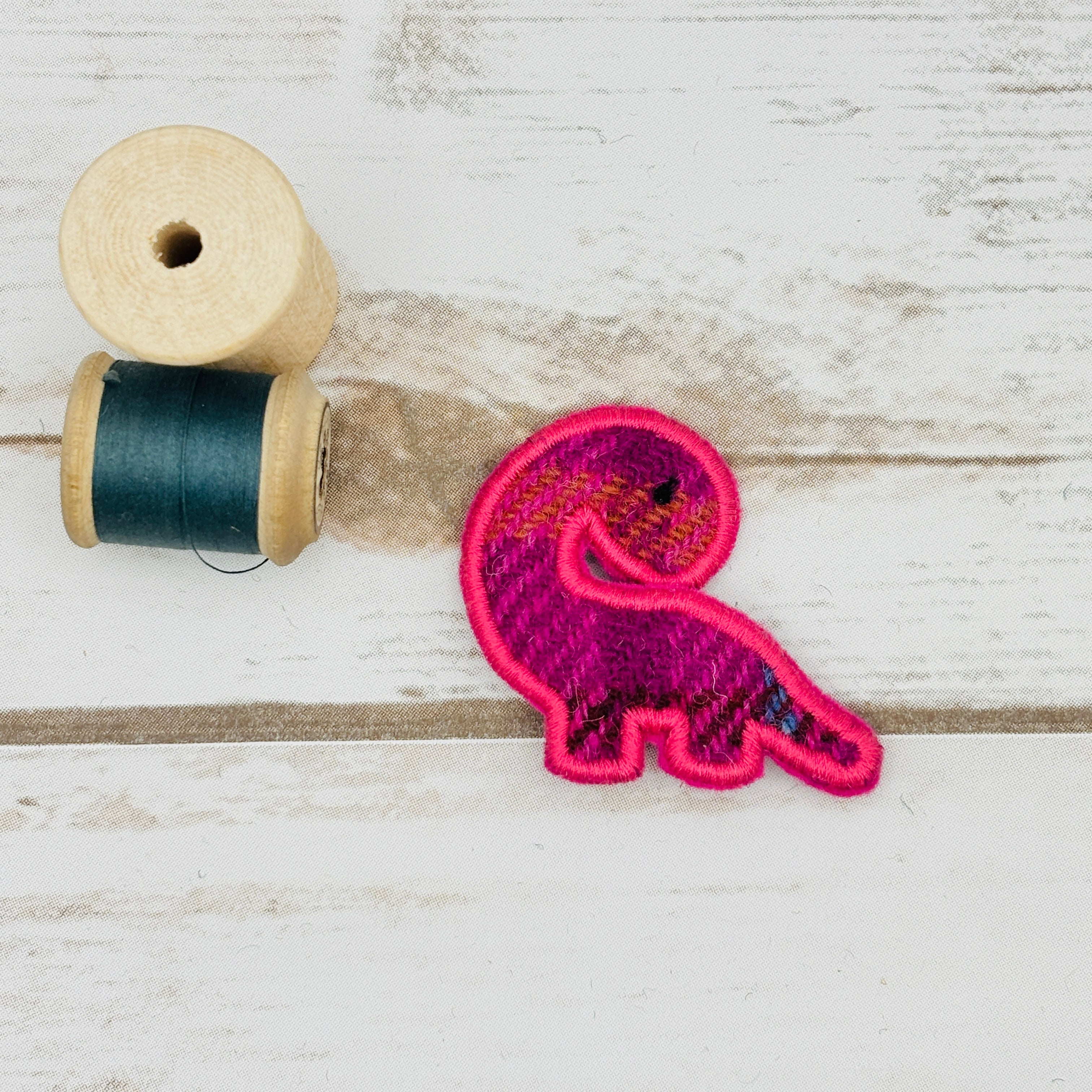 Brontosaurus - Harris Tweed Brooch