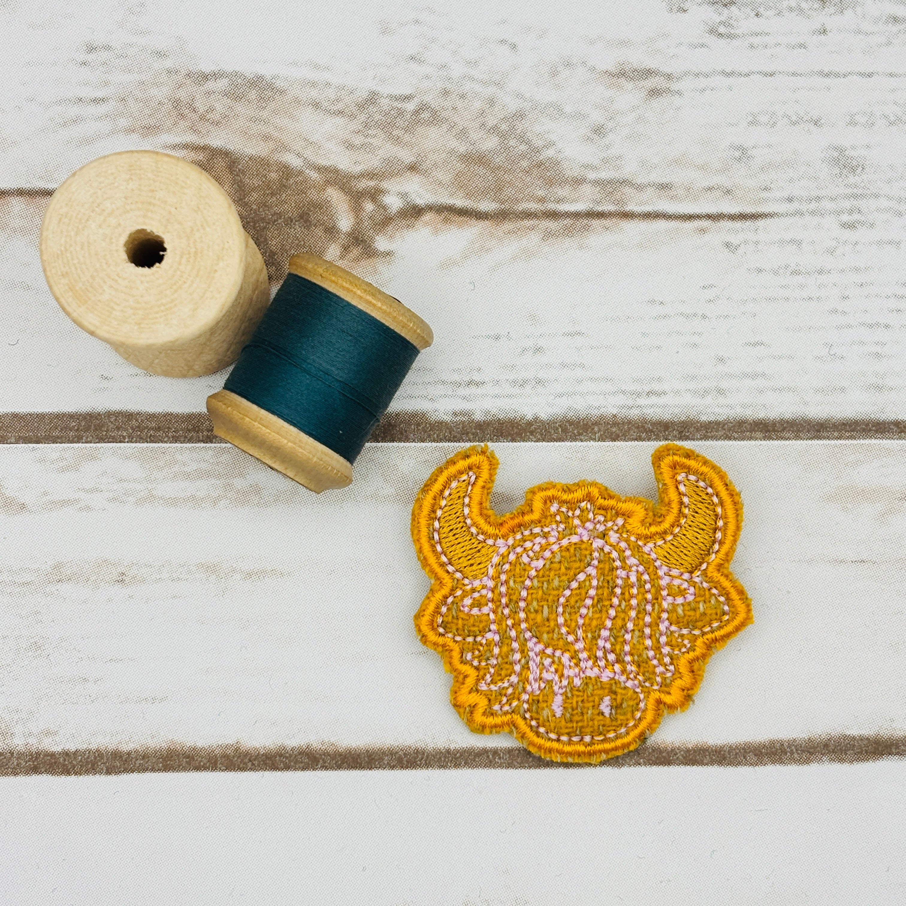 Highland Coo - Harris Tweed Brooch