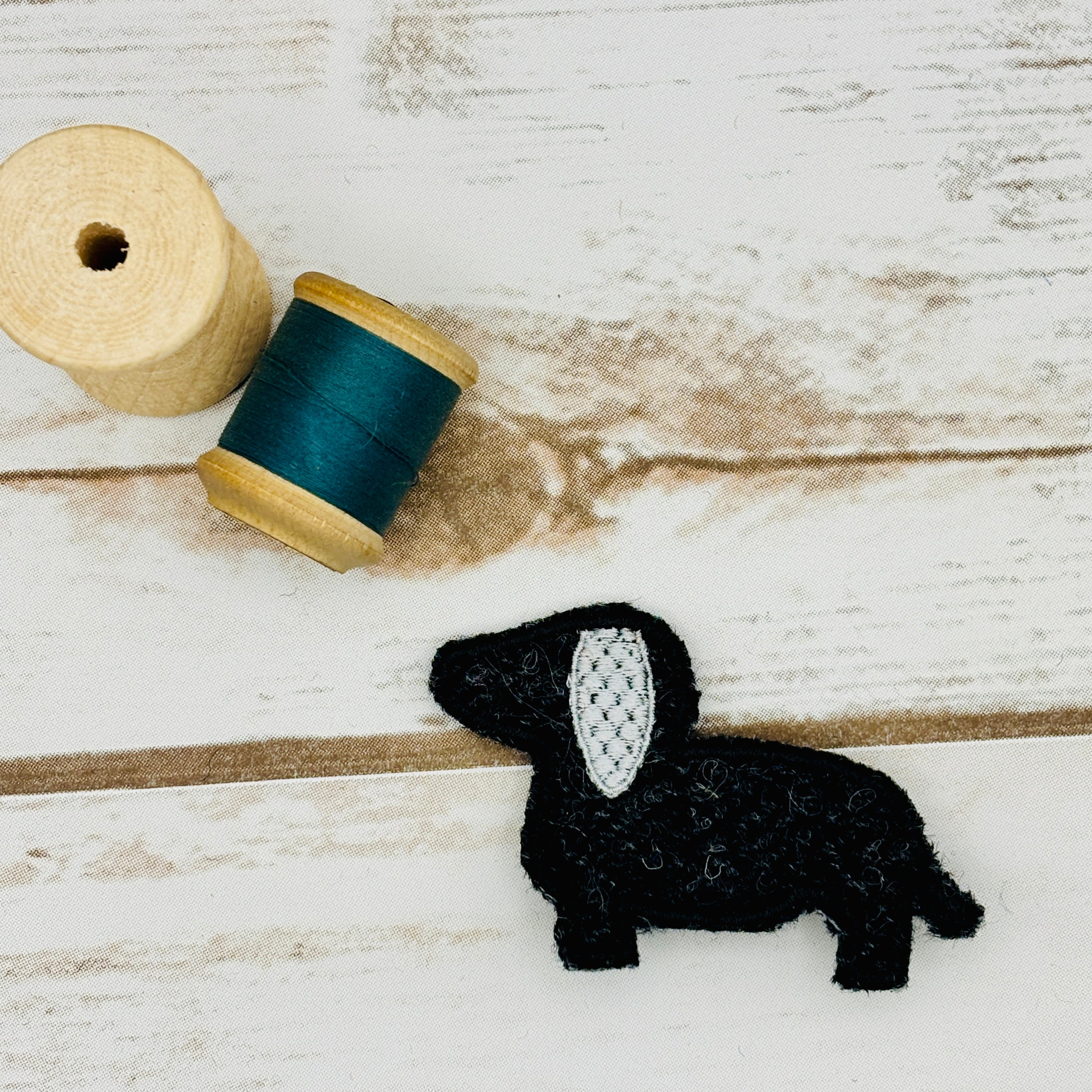 Dachshund - Harris Tweed Brooch