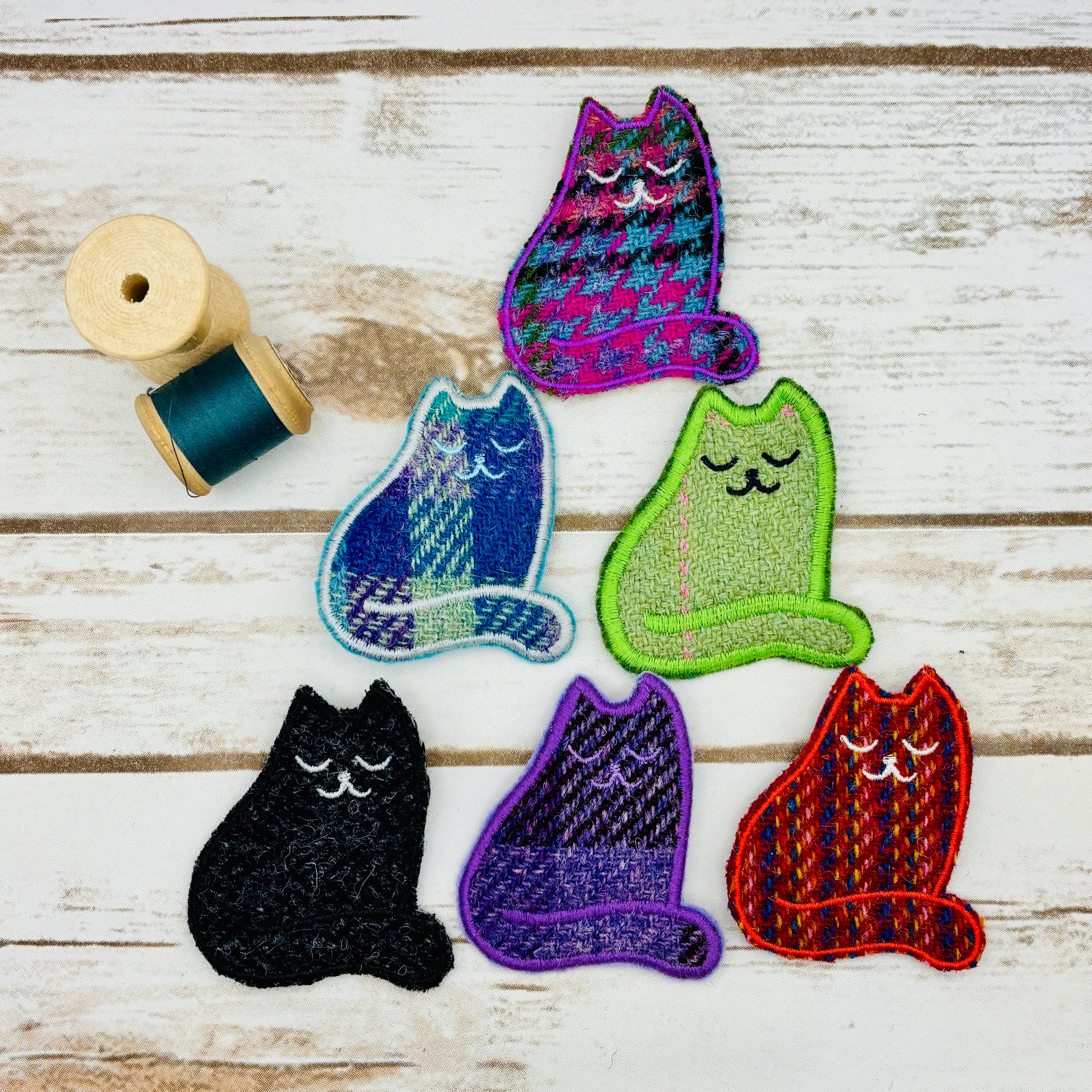 Cat - Harris Tweed Brooch
