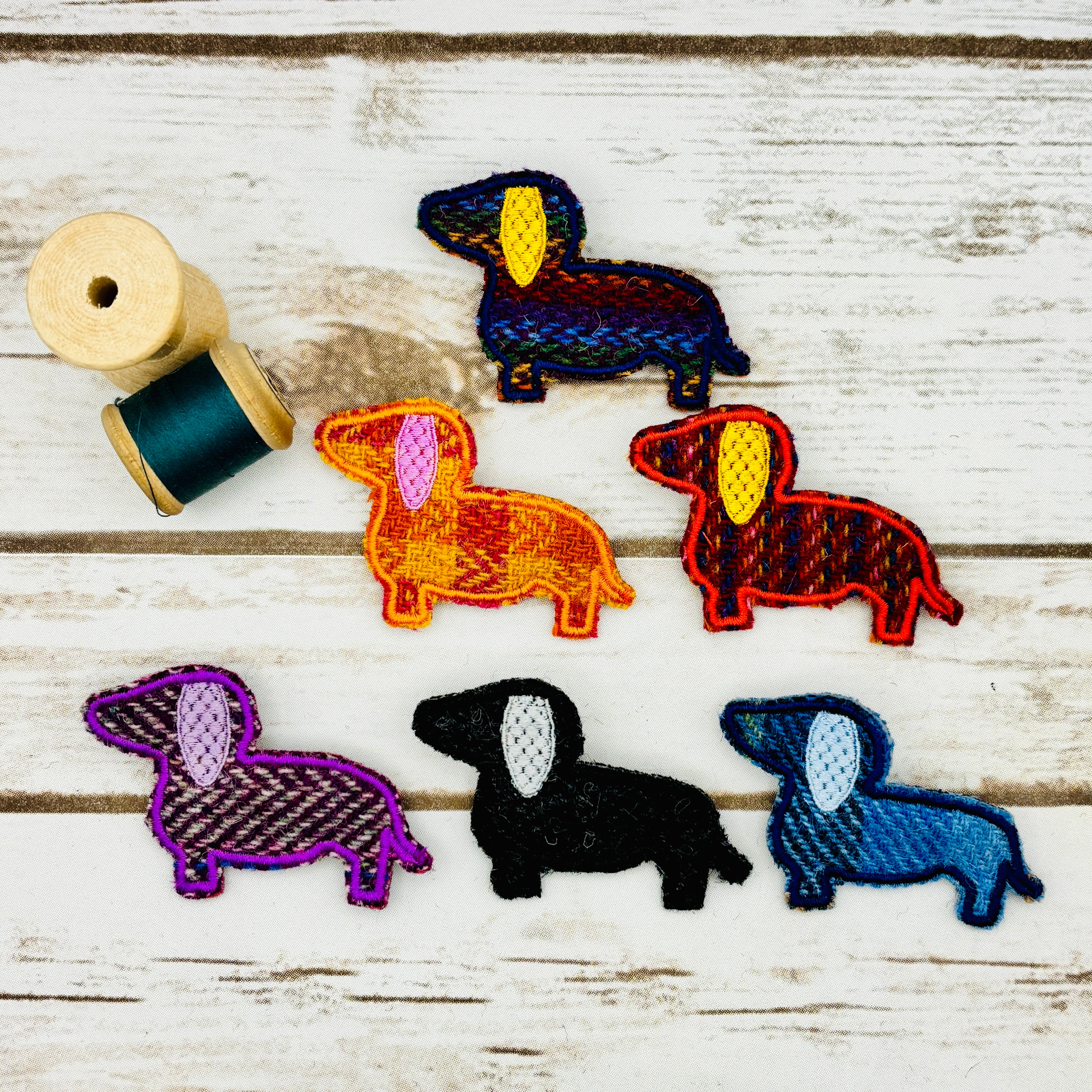 Dachshund - Harris Tweed Brooch