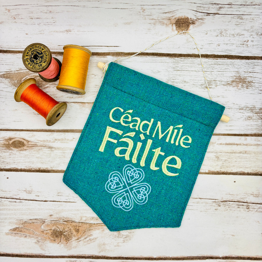 Céad Míle Fáilte - A hundred thousand welcomes - Irish Pennant Wall Hanging